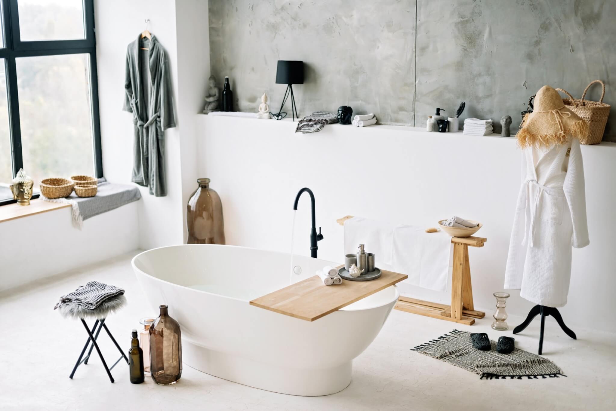 Mikrozement im Bad: So gelingt der trendige Look