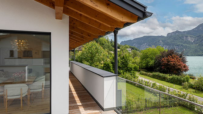 Penthouse Wohnung am Mondsee mit Seezugang & Eigenem Elektroboot